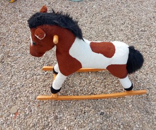 Cavallo a dondolo per bambini
