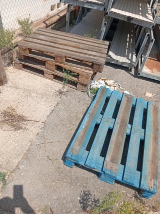 Madera de pino natural gratis para chimenea