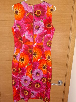 Vestido flores Calvin Klein