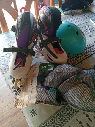 Lote Patines, Casco y Protecciones Talla S