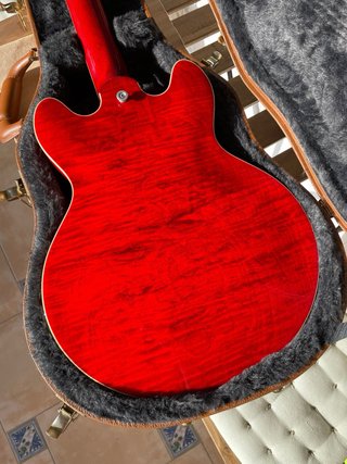 Gibson ES-339 Figured Cherry 2024