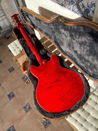 Gibson ES-339 Figured Cherry 2024