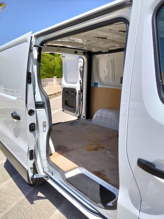 Renault Trafic l1-h1 nacional con libro-iva-garant