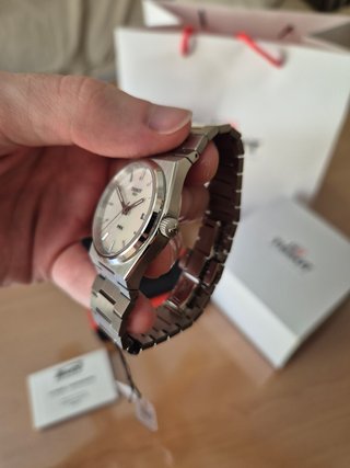 Tissot PRX 35 mm Blanco Nácar T137.210.11.111.00