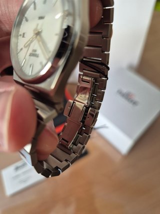 Tissot PRX 35 mm Blanco Nácar T137.210.11.111.00