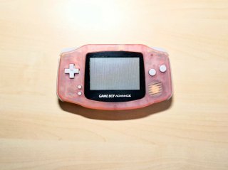 Game Boy Advance AGB-001 rosa transparente
