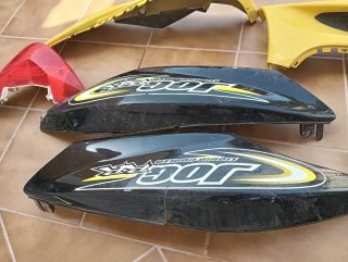 Carenados Yamaha Jog R (Negro y Amarillo)