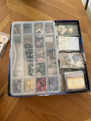 Eldritch Horror + Exp. Vestigios Extraños