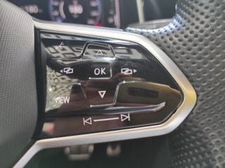 VOLKSWAGEN T-Roc RLine 2.0 TDI DSG