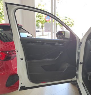 VOLKSWAGEN T-Roc RLine 2.0 TDI DSG