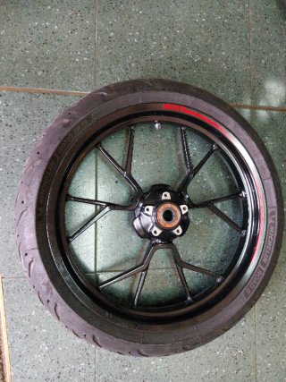 Ducati Multistrada 950 S rueda delantera