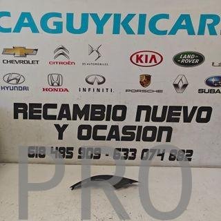 MOLDURA ANTINIEBLA DERECHA FORD FOCUS USADO