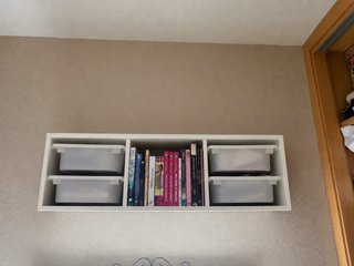 Estantería Blanca Ikea con cajones.
