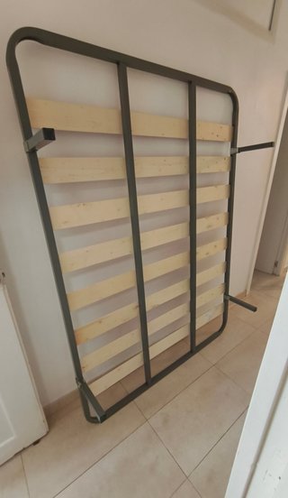 Somier 190x135 cm Metal y Madera (patas incluidas)