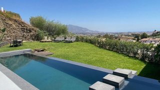 Chalet en alquiler en Cerros del Águila en Mijas