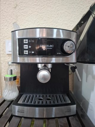 Cafetera Cecotec 20 bares
