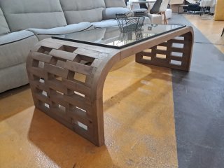 Mesa de centro de madera y cristal
