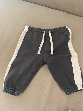 Lote Ropa Bebé 0-6 Meses: Petos y Pantalones