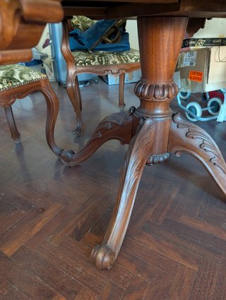 Comedor clásico madera maciza