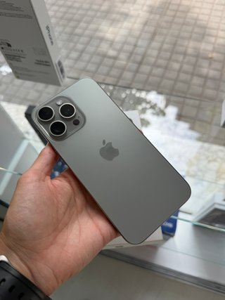 iPhone 15 Pro Max 512gb como nuevo