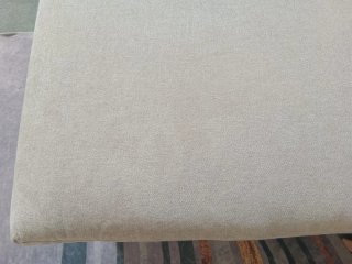 Sofá chaislongue beige y gris