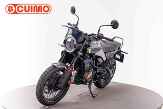 HUSQVARNA SVARTPILEN 125