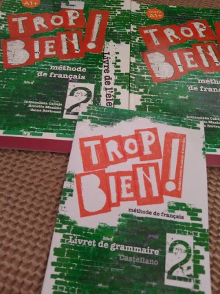 Libro de Francés Trop Bien.