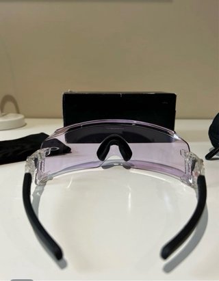Oakley Kato