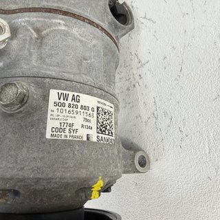 Compresor aire acondicionado Audi A1 1.0 TSI 5Q0820803G