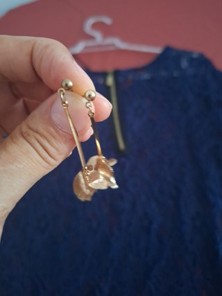 Pendientes dorados largos