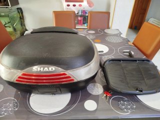 Baúl Moto Shad Negro