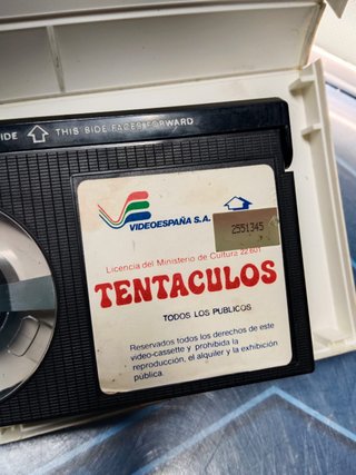 TENTÁCULOS. Ovidio G. Assonitis, 1977. Película BETA. Terror.