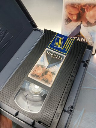 Pacchetto collezione TITANIC, VHS + DVD + CD colonna sonora