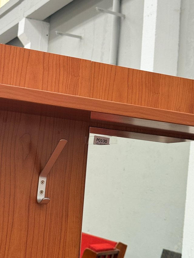 Mueble recibidor con espejo y cajón