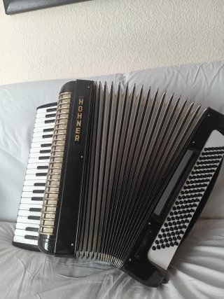 Acordeón Hohner Verdi V 120 Bajos