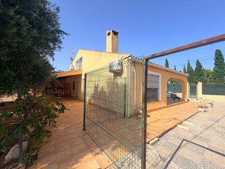 Chalet en alquiler en La Algoda - Matola - El Pla en Elche