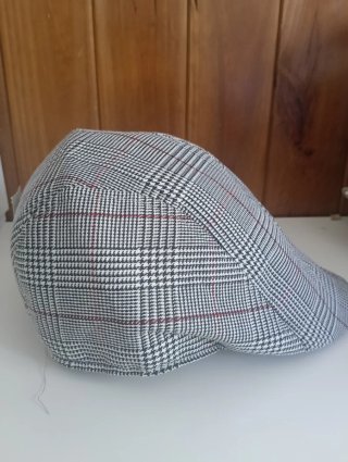 Gorra campera de cuadros gris hombre