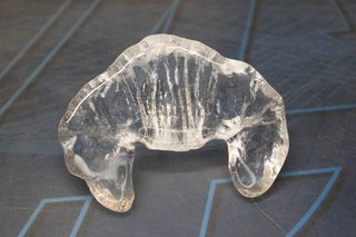 Croissant, cruasán de cristal. Adorno, pisapapeles. ¿Kosta Boda?