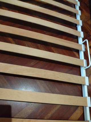 Tercera cama de litera Ikea con ruedas