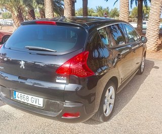 Peugeot 3008 PREMIUM 1.6HDI