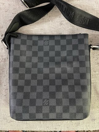 Bandolera Louis Vuitton Negra