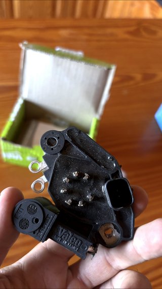 Regulador alternador Valeo 593666