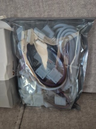 Conector LED RGB 4 pines 10mm