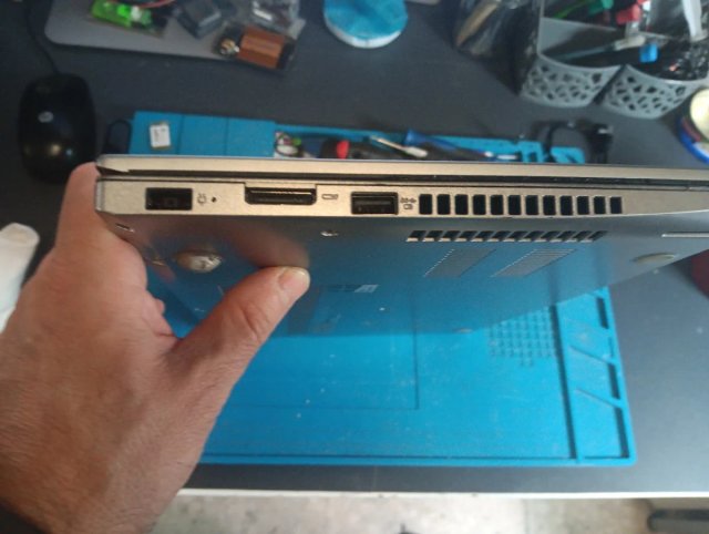 Portátil Lenovo ThinkPad FM13