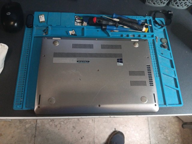 Portátil Lenovo ThinkPad FM13
