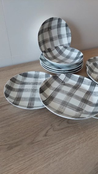 Pareja de platos Castro Sargadelos