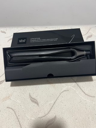 Plancha de pelo GHD Chronos negra