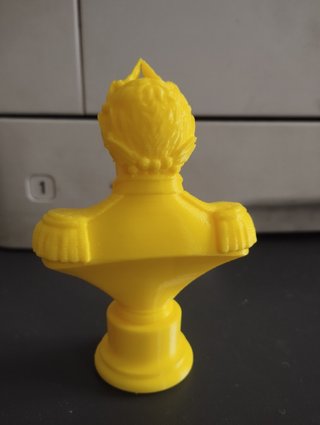 Busto de Napoleón Amarillo