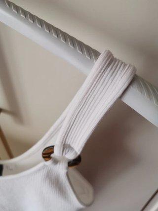 Body bianco con anelli