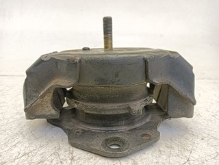 SOPORTE MOTOR DERECHO MITSUBISHI MONTERO (V60/V70